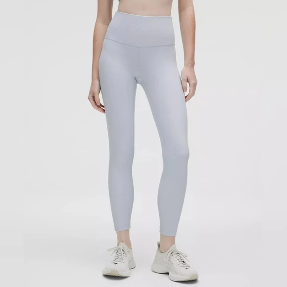 NWT Lululemon Athletica 3D Jacquard Diamond Train HighRise 25" SIZE10 Blue W/bag - Picture 7 of 11